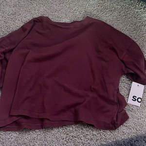 Maroon body tee crop top